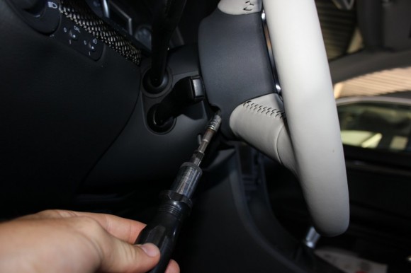 Removing the airbag