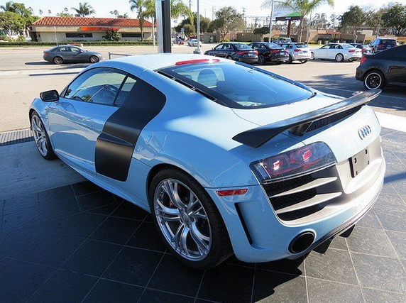 Meissen Blue Audi R8 GT