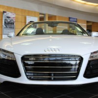 Checking out the 2014 Audi R8