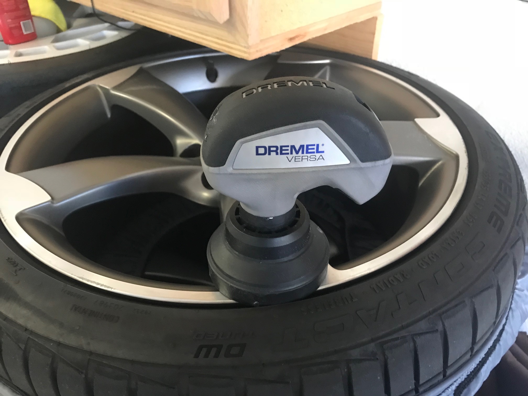 Dremel Versa Cordless Buffer Review Nick's Car Blog